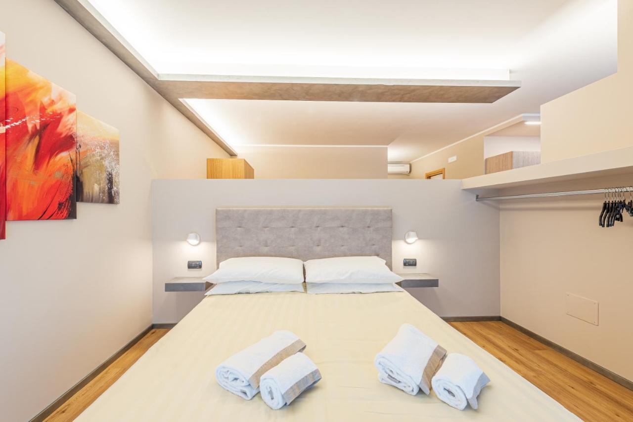 Room 176, Alba Town Bagian luar foto